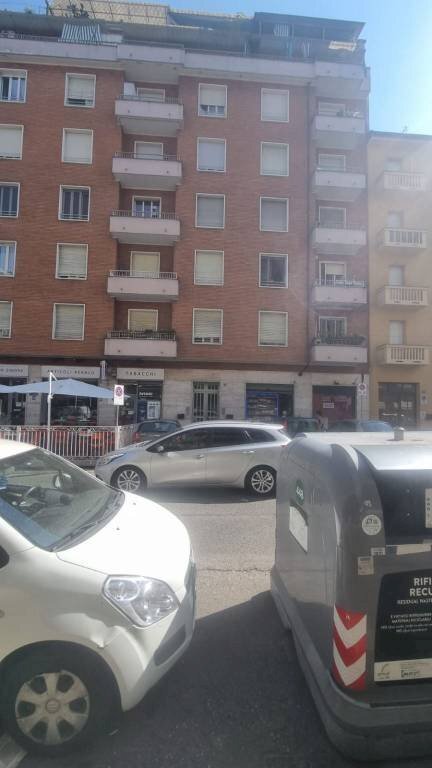 Facciata - Trilocale via Michele Coppino, 87, Torino (zona Borgo Vittoria) - foto 3