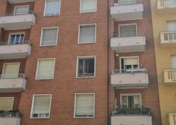 Facciata - Trilocale via Michele Coppino, 87, Torino (zona Borgo Vittoria) - foto 2