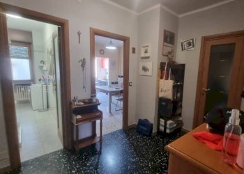 Ingresso - Trilocale via Michele Coppino, 87, Torino (zona Borgo Vittoria) - foto 4