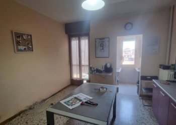 Soggiorno - Trilocale via Michele Coppino, 87, Torino (zona Borgo Vittoria) - foto 6