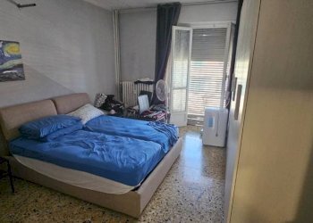Camera da letto - Trilocale via Michele Coppino, 87, Torino (zona Borgo Vittoria) - foto 10