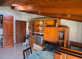 zona giorno - Appartamento viale Europa, Pandino - foto 9