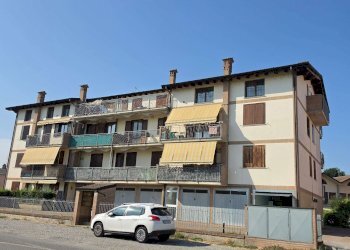 facciata - Appartamento viale Europa, Pandino - foto 35