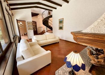 Salone - Terraced Villa via Francesco Agello, 15, Varese (neighborhood Lissago) - photo 9