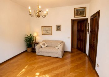 Camera da letto - Terraced Villa via Francesco Agello, 15, Varese (neighborhood Lissago) - photo 19