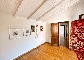 Camera da letto - Terraced Villa via Francesco Agello, 15, Varese (neighborhood Lissago) - photo 23