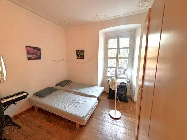 Camera da letto - Trilocale corso Ugo Bassi, Genova (zona Lagaccio) - foto 1