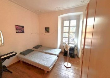 Camera da letto - Trilocale corso Ugo Bassi, Genova (zona Lagaccio) - foto 1