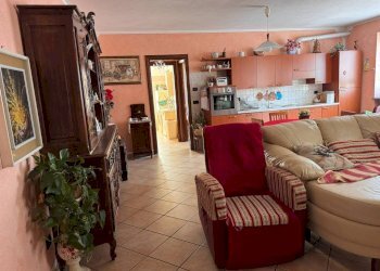 Salone - Appartamento frazione San Chiaffredo, Busca - foto 2