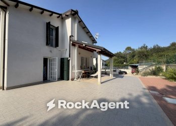 Facciata - Villa Regione Grassi, Villanova d'Albenga - photo 3