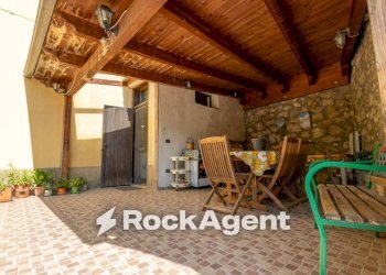 Cortile interno - Villa contrada Cuturelle, 54, Catanzaro - foto 13