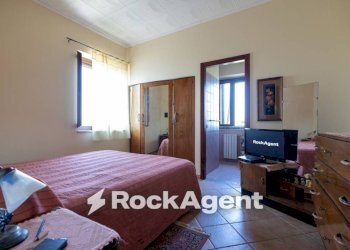 Camera da letto - Villa contrada Cuturelle, 54, Catanzaro - foto 16