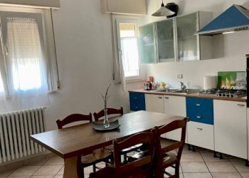 Cucina - Appartamento viale Montefiore, Riccione - foto 5