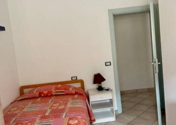 Camera da letto - Appartamento viale Montefiore, Riccione - foto 10