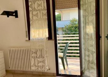 Camera da letto - Appartamento viale Montefiore, Riccione - foto 13