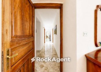 Corridoio - Apartment via Raffaele Baldi, 68, Cava de' Tirreni - photo 10