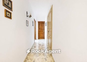 Corridoio - Apartment via Raffaele Baldi, 68, Cava de' Tirreni - photo 13