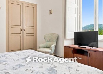 Camera da letto - Appartamento via Raffaele Baldi, 68, Cava de' Tirreni - foto 18