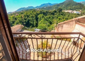 Balcone - Appartamento via Raffaele Baldi, 68, Cava de' Tirreni - foto 25