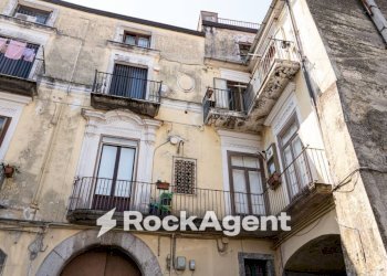 Cortile interno - Appartamento via Raffaele Baldi, 68, Cava de' Tirreni - foto 29