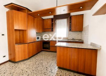 Four-room apartment Venezia (neighborhood Mestre) - photo 2