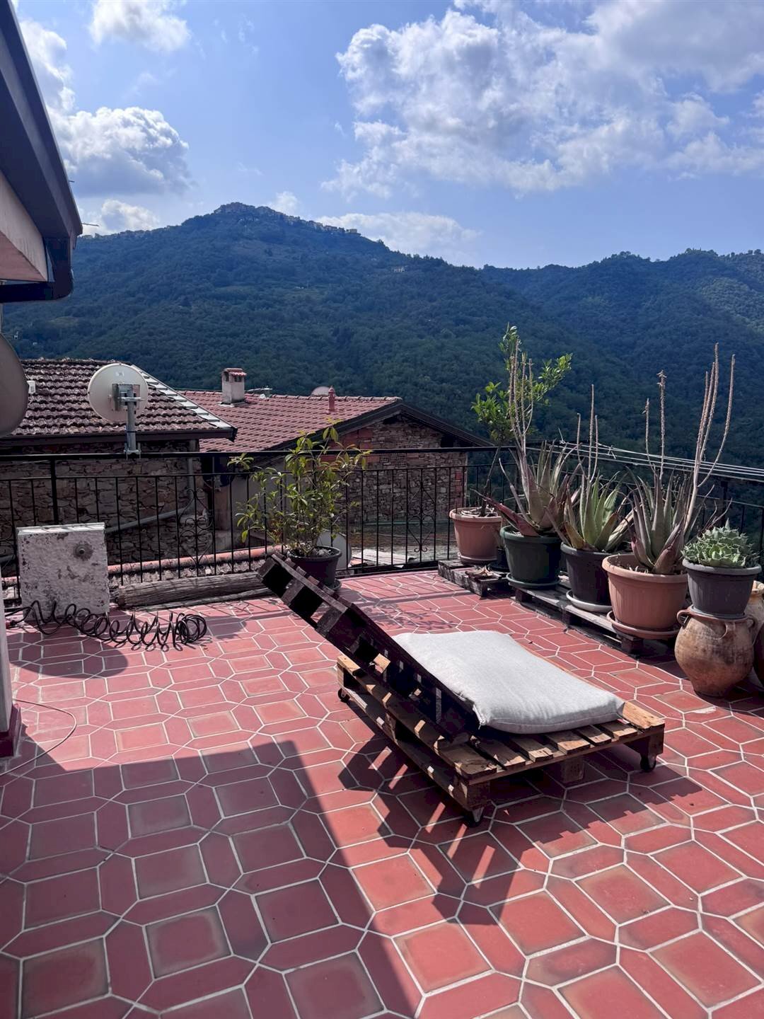 Three-room apartment Apricale - photo 2