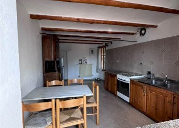 Three-room apartment Apricale - photo 4