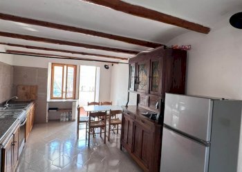 Three-room apartment Apricale - photo 6