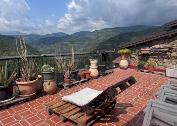 Three-room apartment Apricale - photo 24