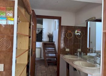 Three-room apartment Apricale - photo 33