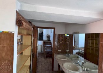 Three-room apartment Apricale - photo 35