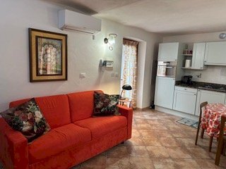 Monolocale via Pralafera, 4, Torre Pellice - foto 1