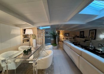 Salone - Single Family Villa Corso Ercole I d'Este, Ferrara - photo 46