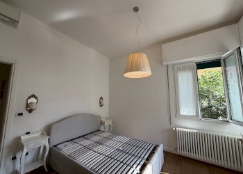 Camera da letto - Appartamento Via San Mamolo, Bologna (zona Colli) - foto 14