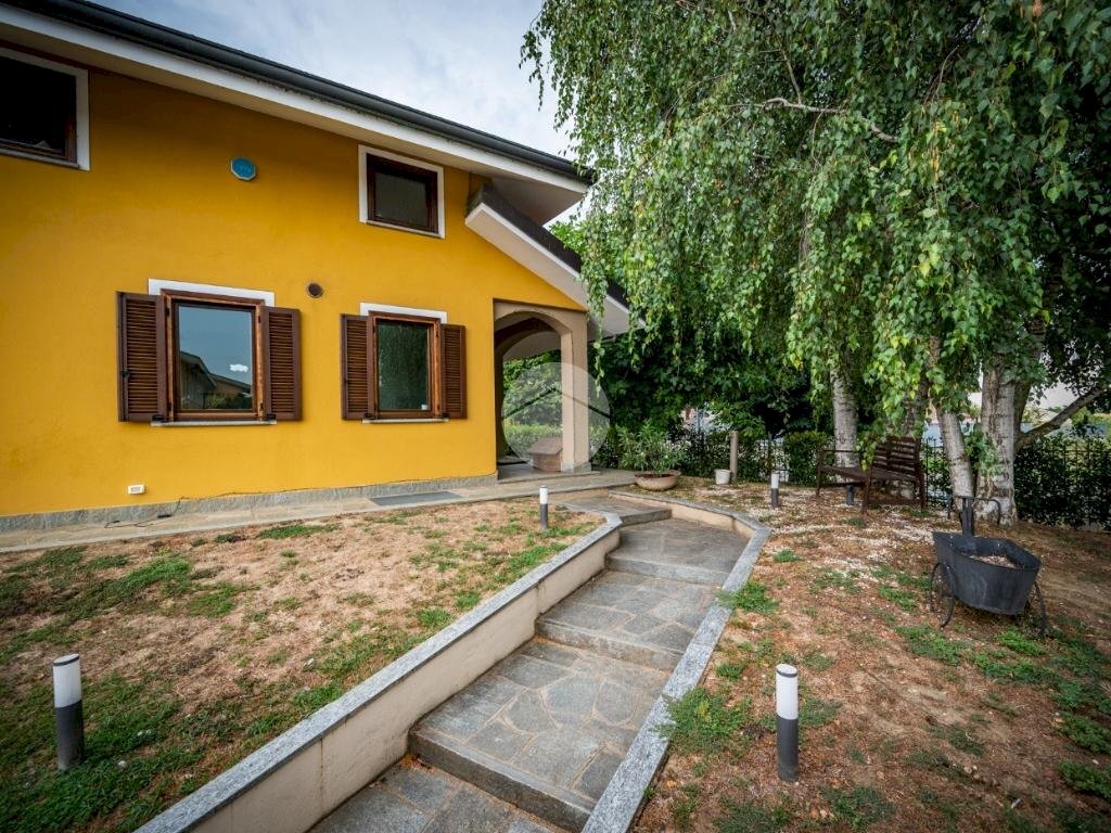 Villa Via valdo fusi, Airasca - foto 2