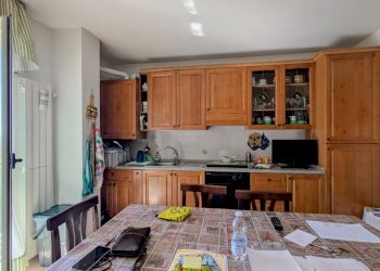 Three-room apartment Via della Repubblica, 17, Capracotta - photo 8
