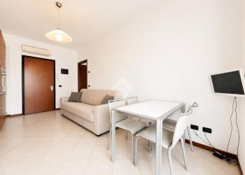 Two-room apartment Via E. M. Noce, Ameglia - photo 5