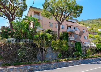 Attic Via Madonna Della Ruota, 67 
 Bordighera, Bordighera - photo 44