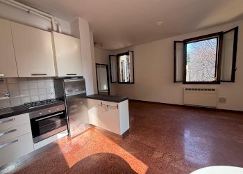 SOGGIORNO - Bilocale via Emilia Levante, Bologna (zona Fossolo) - foto 3