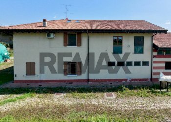 Farm Via Trento, 52/A
Paderno Franciacorta, Paderno Franciacorta - photo 14