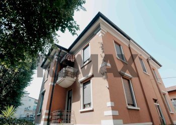 Villa Via Montebello, 6 
 Porta Milano, Brescia (neighborhood Porta Milano) - photo 2