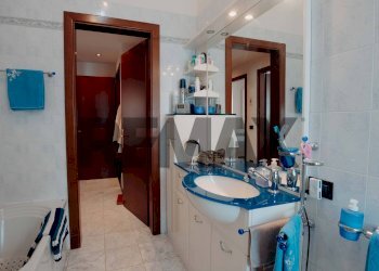 Villa Via Montebello, 6 
 Porta Milano, Brescia (neighborhood Porta Milano) - photo 40