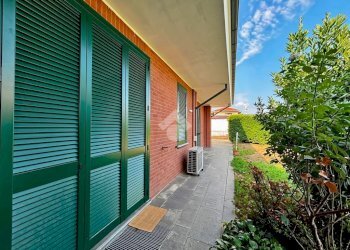 Portion of a house Via roma, None - photo 19