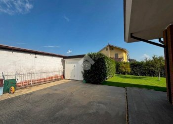 Portion of a house Via roma, None - photo 36