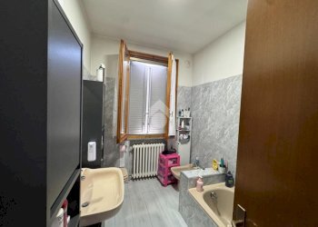 Three-room apartment Via A. Frank, Novellara - photo 12