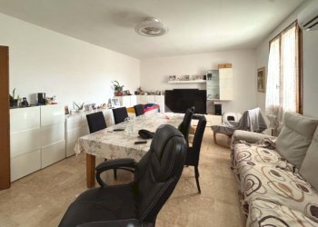 Four-room apartment Via A. Frank, Novellara - photo 15