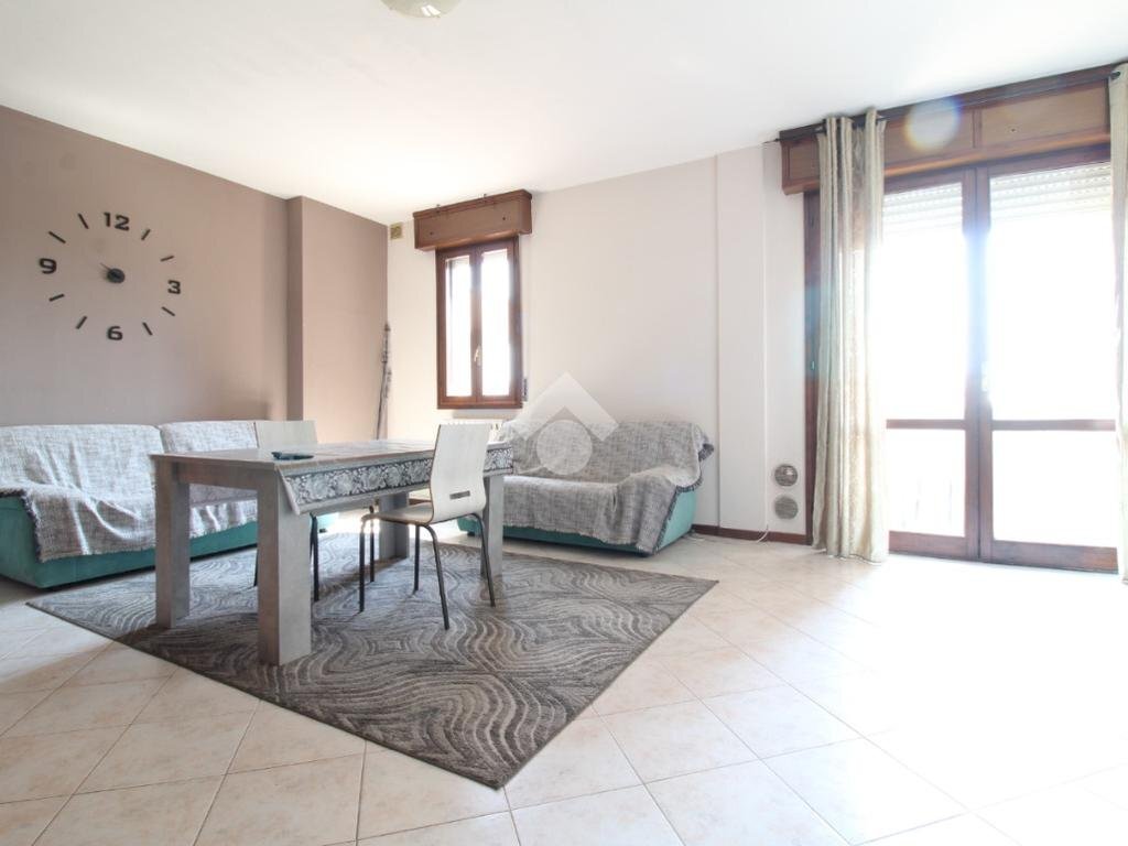 Three-room apartment Via Due Madonne, Sassuolo - photo 2