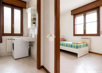 Three-room apartment Via Due Madonne, Sassuolo - photo 13