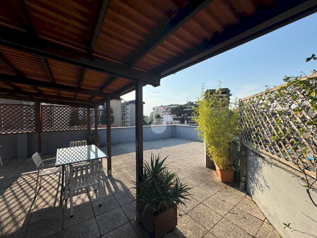 Three-room apartment Viale Faenza, Milano (neighborhood Barona) - photo 1