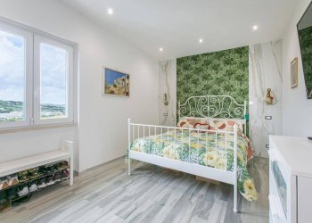 Foto 40 - Villa via Andrea Mantegna
 
1, Guidonia Montecelio - foto 40